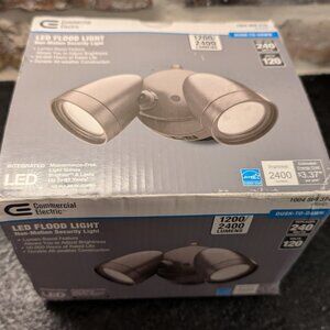 COMMERCIAL ELECTRIC Dusk-to-Dawn Bronze Twin Head LED Security Flood Light 4000K